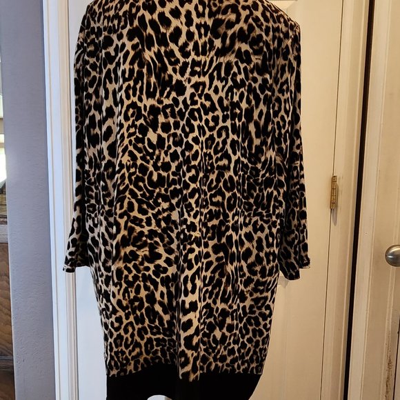 Animal Print Tunic - Picture 2 of 3